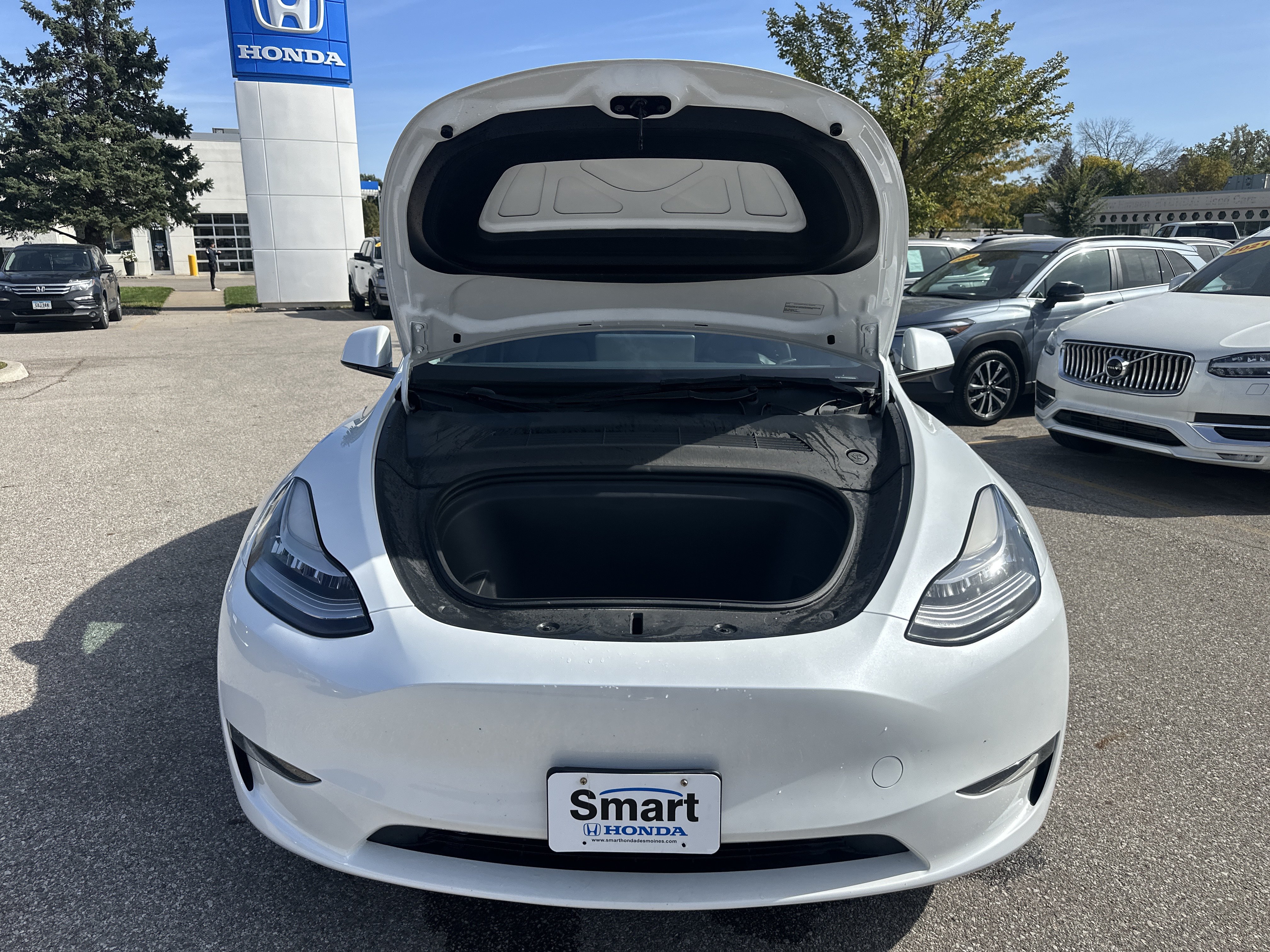 Used 2023 Tesla Model Y Long Range AWD/4WD image 22