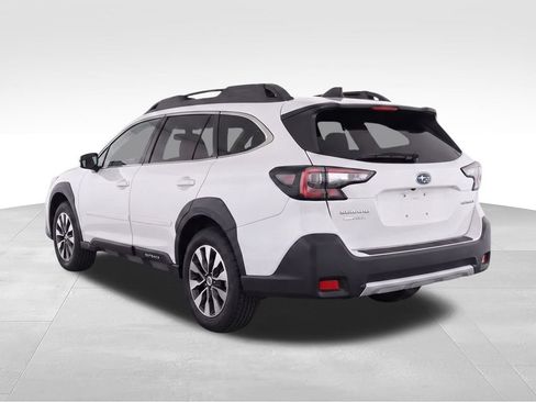 Certified 2024 Subaru Outback Limited AWD/4WD image 6