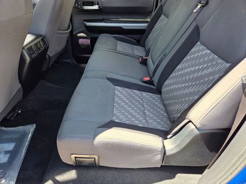 Used 2018 Toyota Tundra SR5 w/ SR5 Upgrade Package image 11