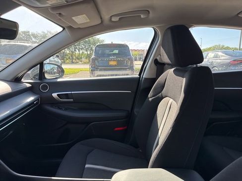 Used 2025 Hyundai Sonata SEL FWD image 22