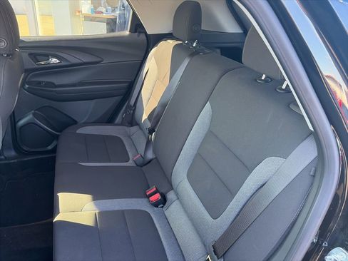 Used 2023 Chevrolet TrailBlazer LT w/ Convenience Package AWD/4WD image 12