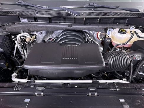 Used 2024 GMC Yukon AT4 w/ Technology Package image 31