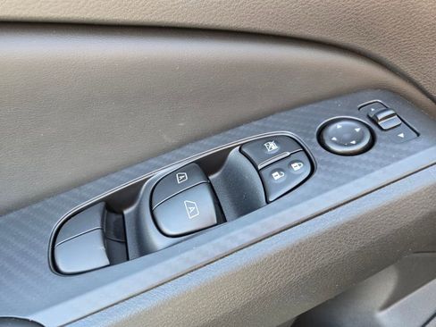 New 2026 Nissan Altima 2.5 SR w/ SR Midnight Edition Package image 12