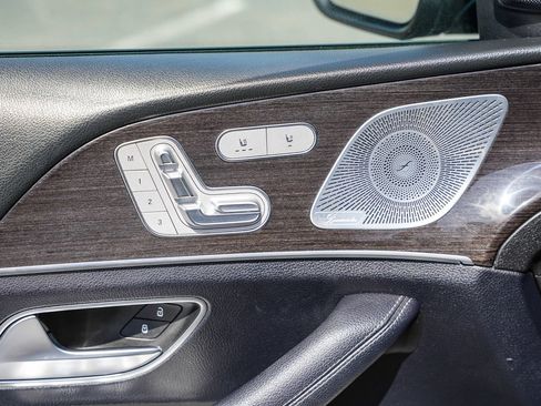 Used 2020 Mercedes-Benz GLS 450 4MATIC image 20