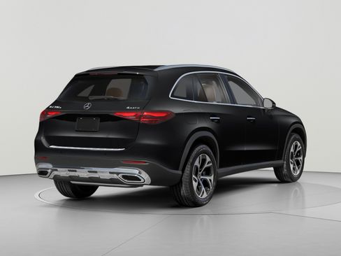 Certified 2026 Mercedes-Benz GLC 350e 4MATIC image 2