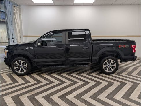 Used 2020 Ford F150 XL w/ Equipment Group 101A Mid AWD/4WD image 3