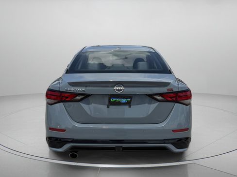 Used 2024 Nissan Sentra SR FWD image 4