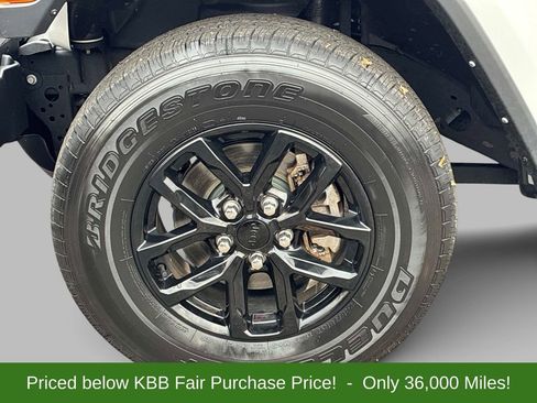 Used 2021 Jeep Gladiator Sport image 14