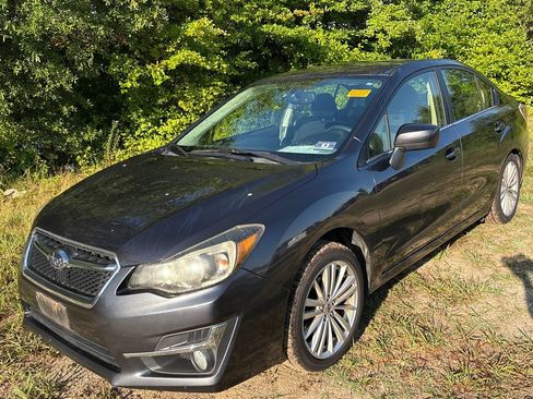 Used 2015 Subaru Impreza 2.0i Premium AWD/4WD image 10