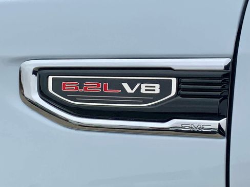 New 2026 GMC Sierra 1500 SLT w/ SLT Convenience Package image 22