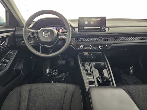 Used 2023 Honda Accord EX image 18