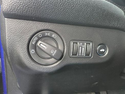 Used 2022 Dodge Challenger SXT w/ Blacktop Package RWD image 25