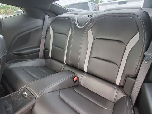 Used 2021 Chevrolet Camaro SS RWD image 6