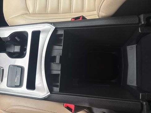 Used 2024 Ford Edge SEL AWD/4WD image 32