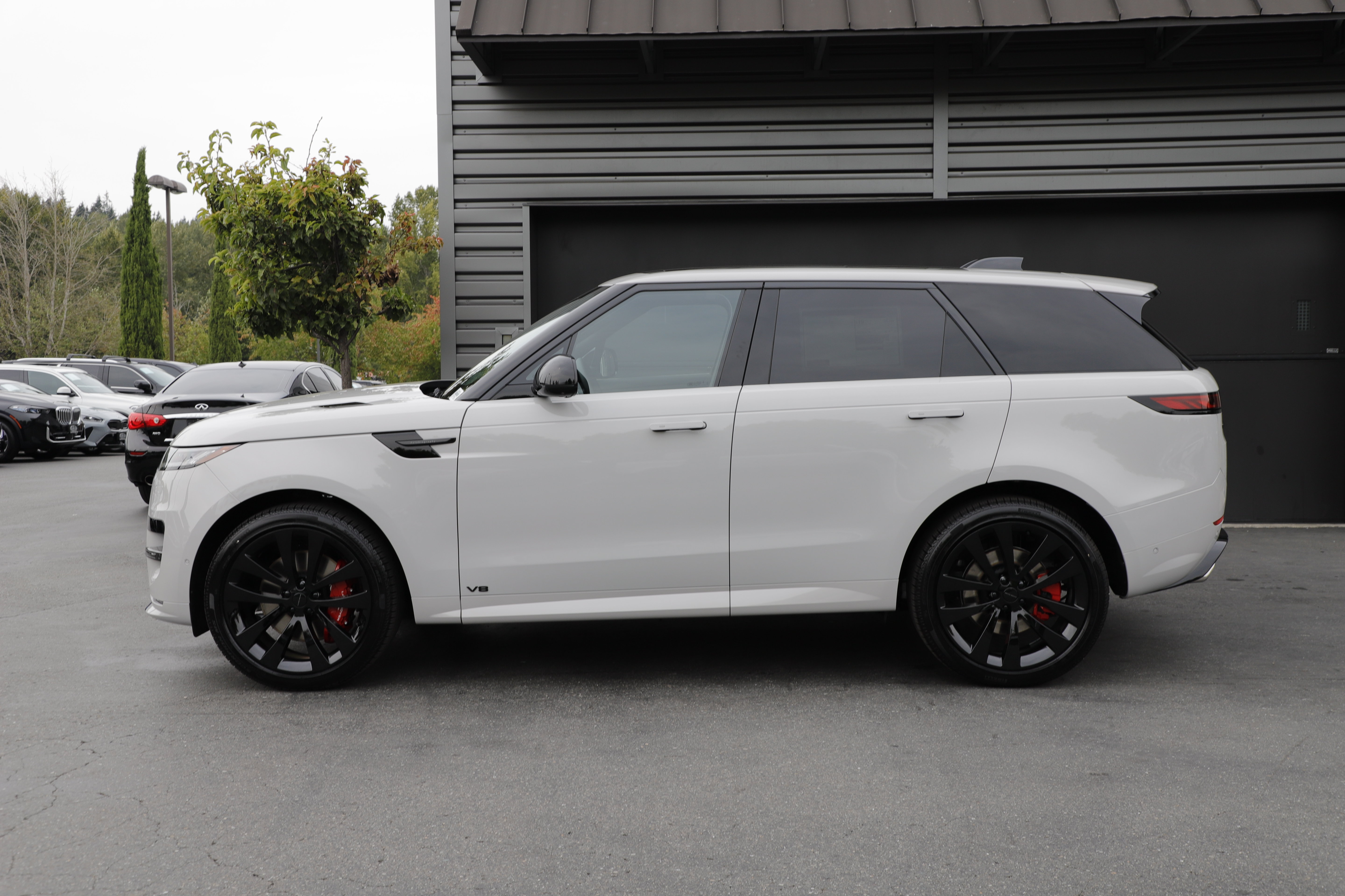 New 2026 Land Rover Range Rover Sport Autobiography AWD/4WD image 7