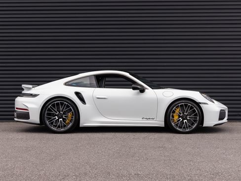 Used 2026 Porsche 911 Turbo S AWD/4WD image 8