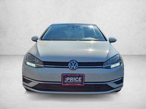 Used 2021 Volkswagen Golf 4-Door FWD image 2