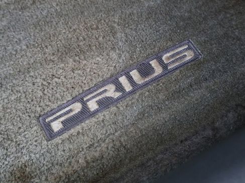 Used 2010 Toyota Prius Two image 30