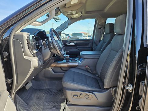 Used 2023 Chevrolet Silverado 1500 LT Trail Boss w/ Protection Package image 9