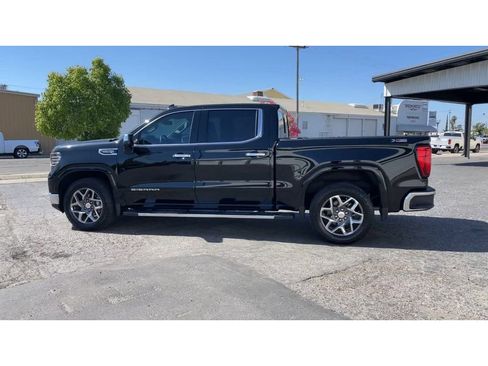 Used 2023 GMC Sierra 1500 SLT w/ SLT Premium Plus Package image 8