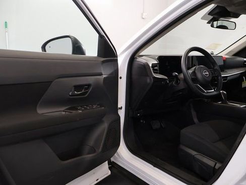 New 2026 Nissan Kicks S FWD image 8