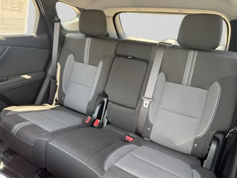 Used 2024 Chevrolet Blazer LT w/ Convenience Package FWD image 13
