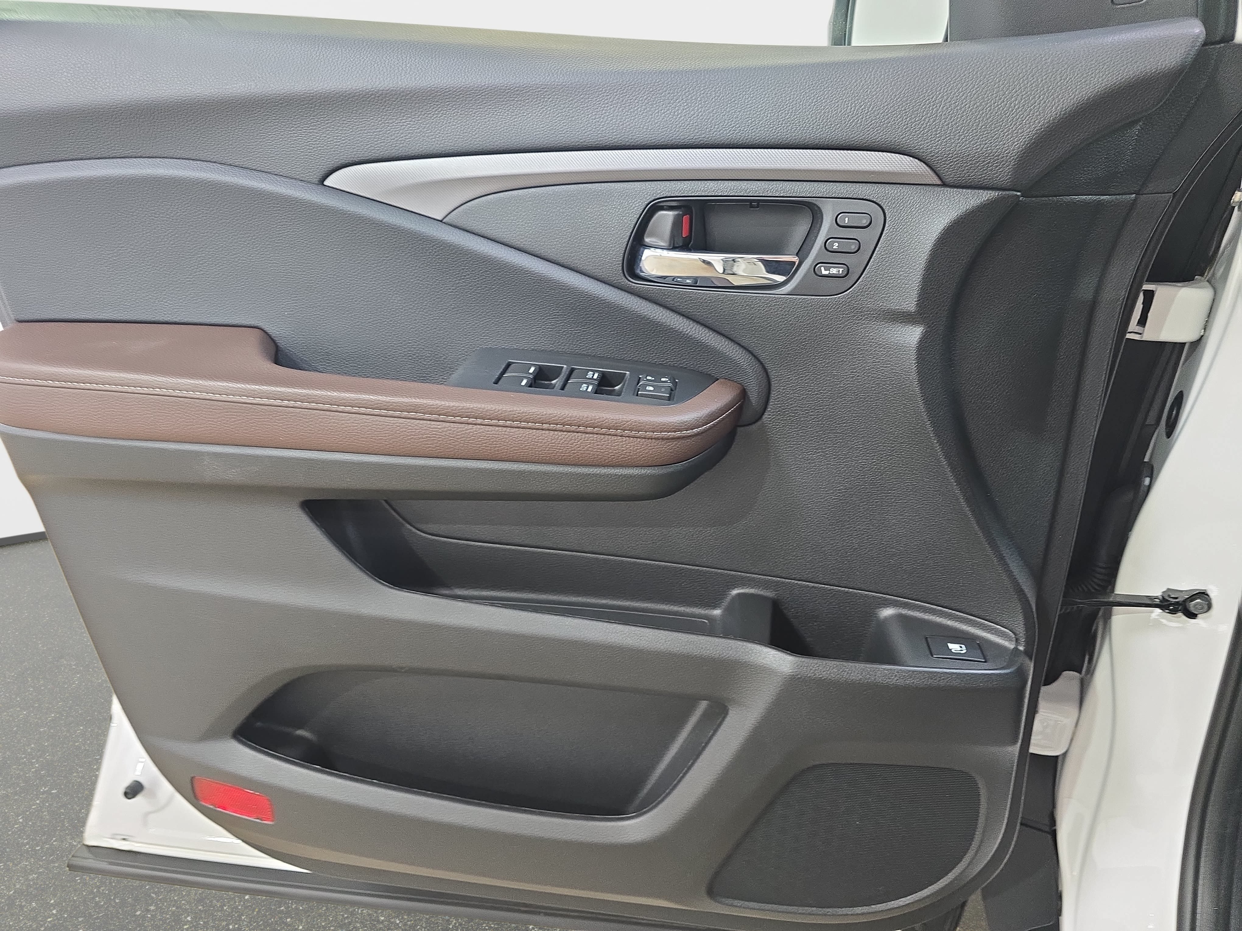 Used 2025 Honda Ridgeline RTL image 24