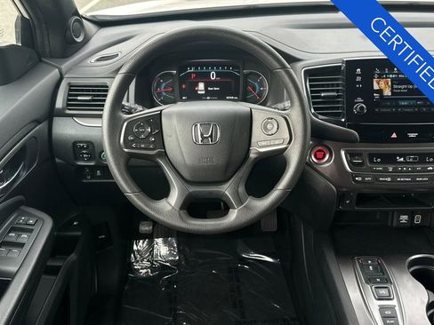Certified 2022 Honda Pilot Sport image 16