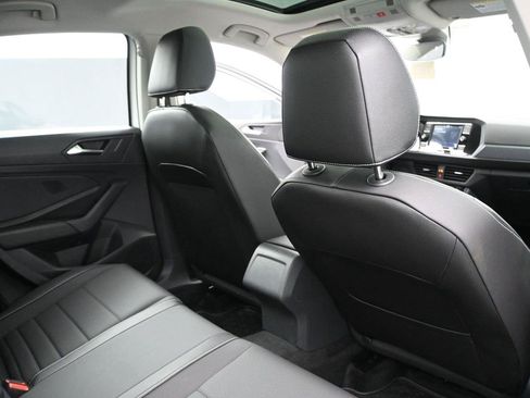 Used 2023 Volkswagen Jetta SE w/ Panoramic Sunroof Package FWD image 20