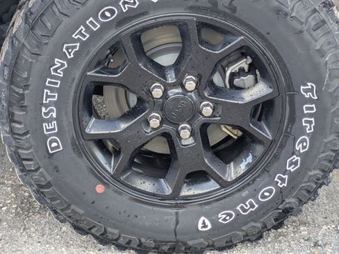 Used 2021 Jeep Wrangler Unlimited Sport AWD/4WD image 15
