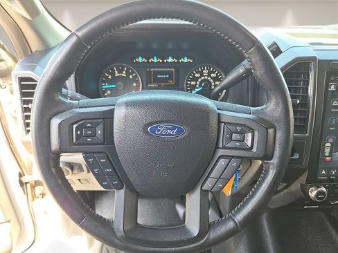 Used 2018 Ford F150 XLT w/ Equipment Group 301A Mid RWD image 16