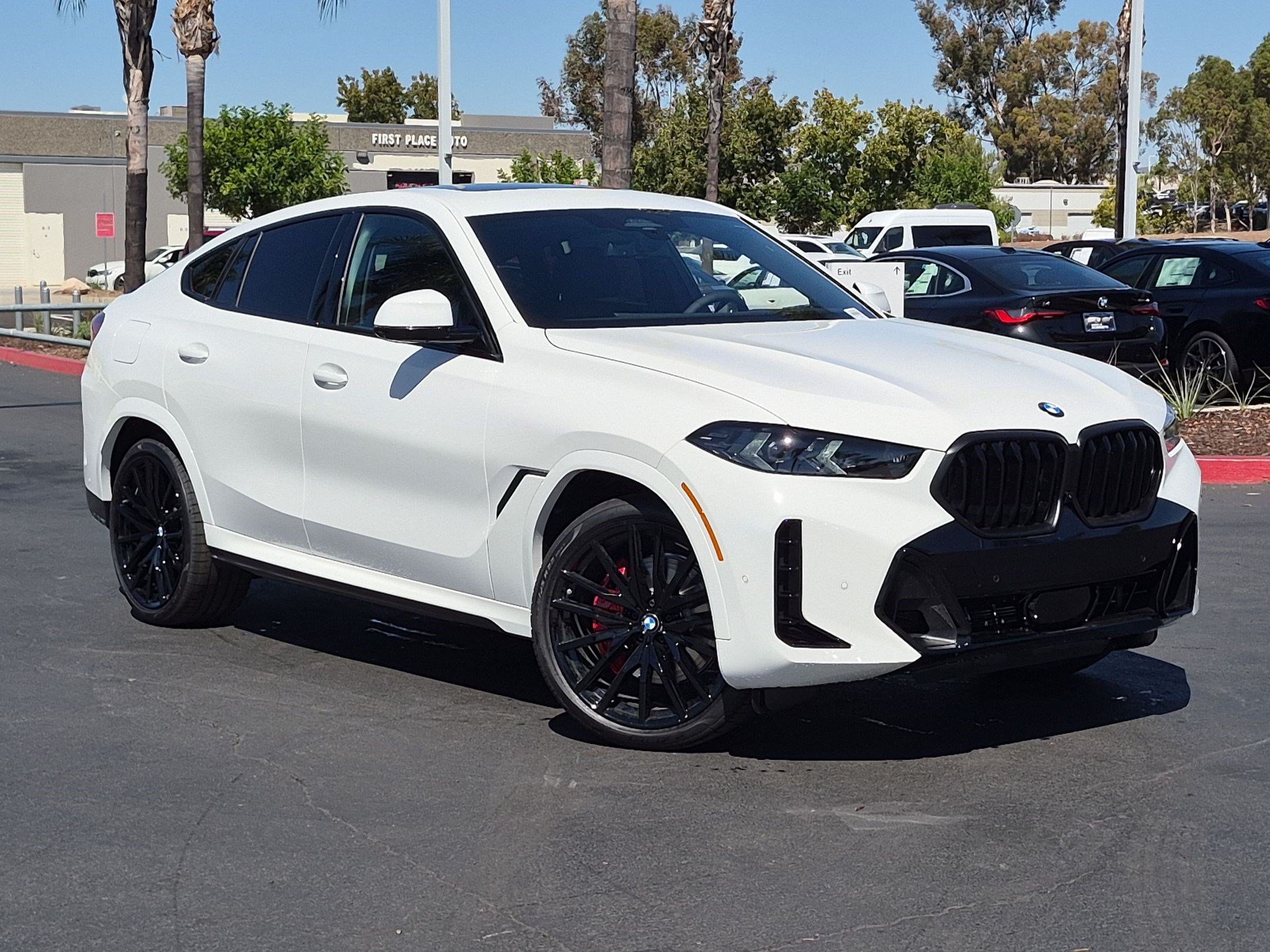 New 2027 BMW X6 xDrive40i w/ Climate Comfort Package AWD/4WD image 2