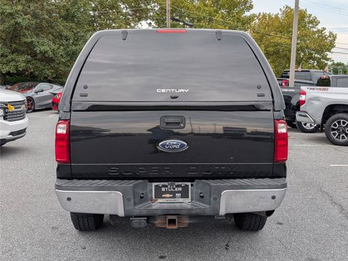 Used 2011 Ford F250 XLT w/ XLT Interior Pkg AWD/4WD image 4