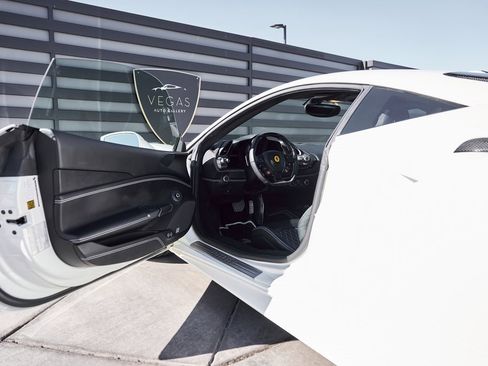 Used 2017 Ferrari 488 GTB image 35