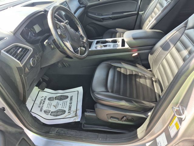 Used 2022 Ford Edge SEL AWD/4WD image 3
