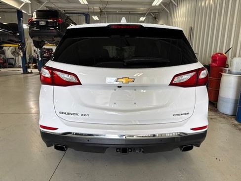 Used 2019 Chevrolet Equinox Premier w/ LPO, Cargo Package FWD image 9