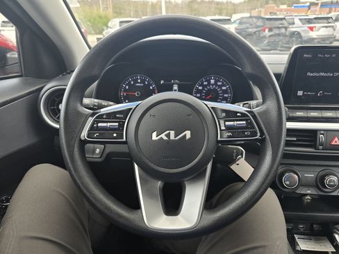 Used 2023 Kia Forte LXS FWD image 17