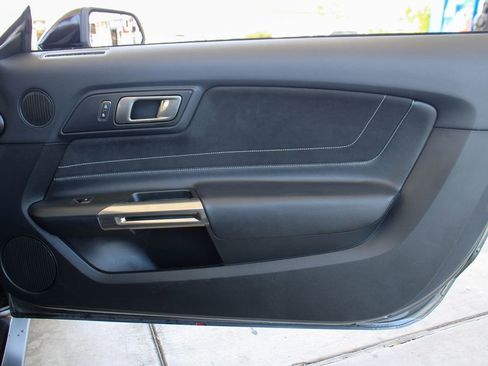 Used 2017 Ford Mustang Shelby GT350 w/ Electronics Package image 41