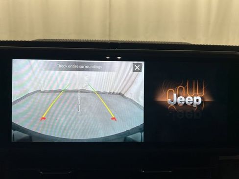 Used 2024 Jeep Wrangler Unlimited Sahara w/ Dual Top Group image 19