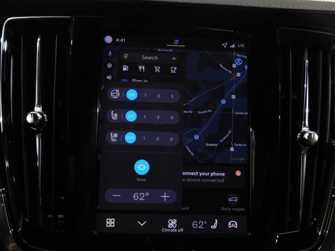 Used 2026 Volvo V90 B6 Cross Country Ultra image 54