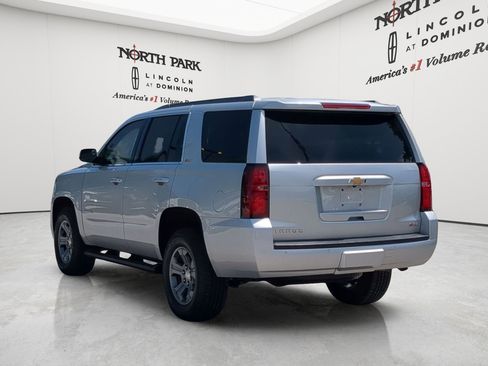 Used 2017 Chevrolet Tahoe LT w/ Luxury Package AWD/4WD image 3