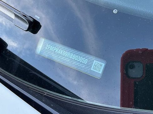 Used 2024 Ford Edge Titanium w/ Equipment Group 301A image 30