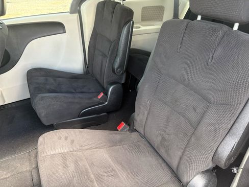 Used 2014 Dodge Grand Caravan SE w/ Quick Order Package 29E SE FWD image 25