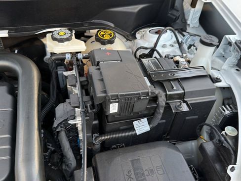 Used 2023 Chevrolet Equinox LT w/ LPO, Cargo Package FWD image 33