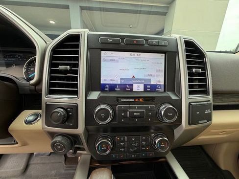 Used 2020 Ford F150 Lariat image 15