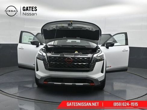 New 2026 Nissan Pathfinder Rock Creek AWD/4WD image 60