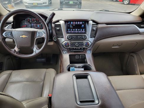 Used 2018 Chevrolet Tahoe LT RWD image 4