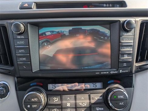 Used 2017 Toyota RAV4 Limited image 10