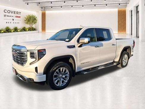 Used 2020 GMC Sierra 1500 AT4 w/ AT4 Premium Package AWD/4WD image 9