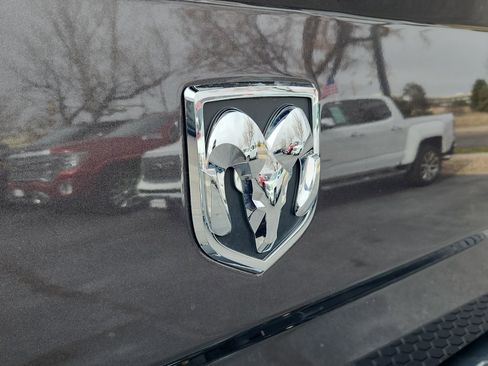 Used 2018 RAM 2500 Laramie image 23
